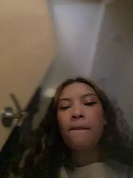 baby lizy online show from 01/14/26, 09:31