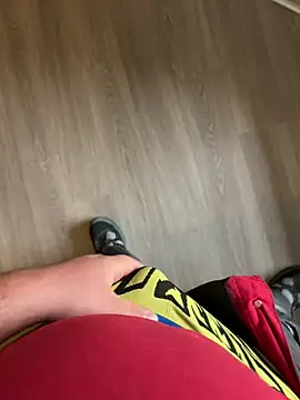 lescoquin2215 online show from 10/09/25, 09:40