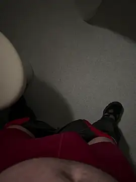 lescoquin2215 online show from 02/16/26, 08:32