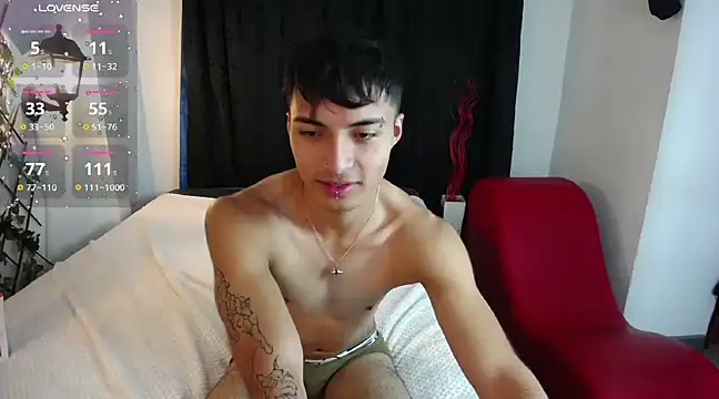 Snapshot of dylan_fun18 chatting on 12/11/24, 06:09 dylan fun18 online show from 12/11/24, 06:09