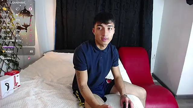 Snapshot of dylan_fun18 chatting on 12/13/24, 05:43 dylan fun18 online show from 12/13/24, 05:43