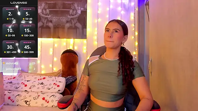 Sophiee Hill online show from 03/20/25, 04:51