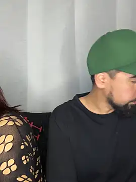 Snapshot of camianddanna chatting on 12/17/24, 03:28 camianddanna online show from 12/17/24, 03:28