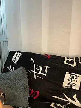 Snapshot of camianddanna chatting on 12/25/24, 01:42 camianddanna online show from 12/25/24, 01:42