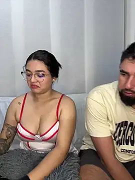 Snapshot of camianddanna chatting on 02/05/25, 11:39 camianddanna online show from 02/05/25, 11:39