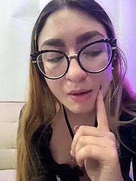 Snapshot of camianddanna chatting on 09/13/25, 01:05 camianddanna online show from 09/13/25, 01:05