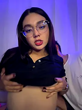 Snapshot of camianddanna chatting on 11/14/25, 01:37 camianddanna online show from 11/14/25, 01:37