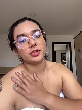 camianddanna online show from 03/28/26, 03:44