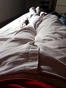 Snapshot of Holaluz2 chatting on 12/04/25, 09:51 Holaluz2 online show from 12/04/25, 09:51