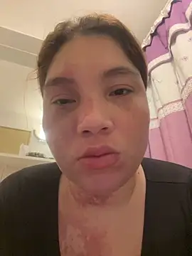 WhiteWomen online show from 10/26/25, 12:16