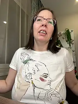 B Bonya m online show from 01/11/25, 04:16