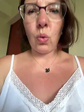 B Bonya m online show from 02/14/25, 01:02