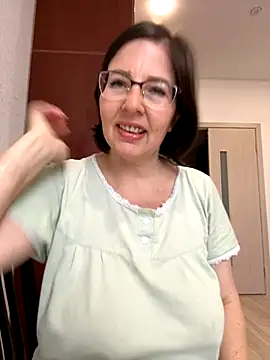 B Bonya m online show from 09/14/25, 04:00