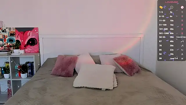 LittleKiitten online show from 07/29/26, 03:21