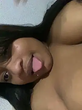 Snapshot of vic_pretynhaa chatting on 01/28/25, 04:18 vic pretynhaa online show from 01/28/25, 04:18