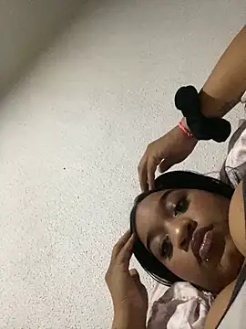 Snapshot of vic_pretynhaa chatting on 03/15/25, 12:25 vic pretynhaa online show from 03/15/25, 12:25