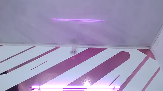 Snapshot of Kitten_Hot_ chatting on 02/07/26, 11:36 Kitten Hot online show from 02/07/26, 11:36