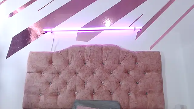 Snapshot of Kitten_Hot_ chatting on 02/08/26, 05:05 Kitten Hot online show from 02/08/26, 05:05