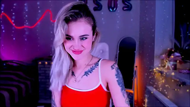 Snapshot of _Ravenaa chatting on 02/04/25, 05:34 Ravenaa online show from 02/04/25, 05:34