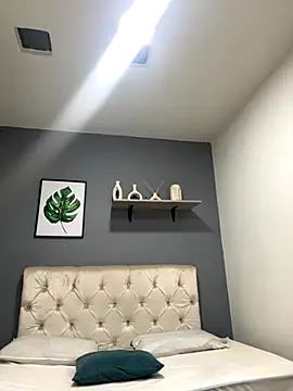 Soe Lara online show from 09/15/25, 11:10