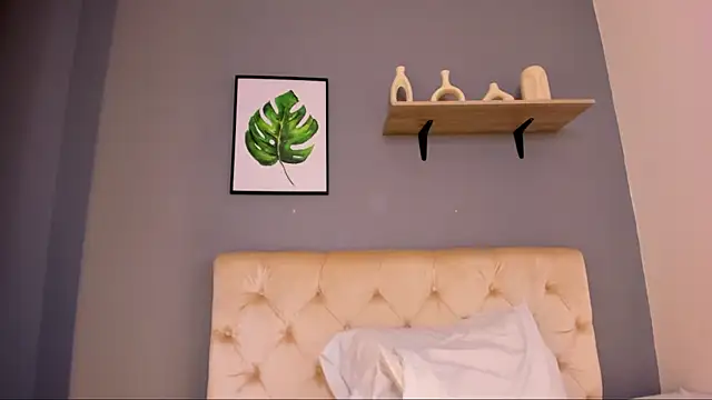 Soe Lara online show from 10/11/25, 11:09