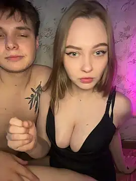 Family-Mm1 online show from 04/17/26, 02:31