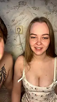 Family-Mm1 online show from 06/26/26, 11:25