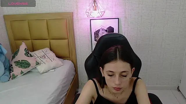 MAGNOLEROY online show from 01/23/25, 07:51