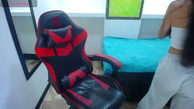 Catalehia Milk online show from 02/26/25, 08:33