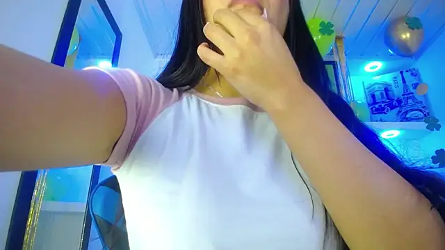 Catalehia Milk online show from 03/18/25, 12:27