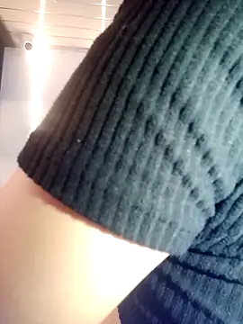 Catalehia Milk online show from 09/28/25, 11:26