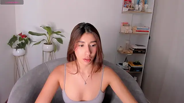 danna davis18 online show from 12/01/24, 07:14