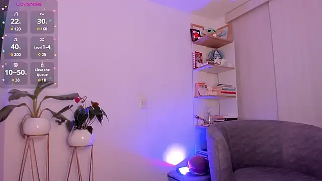 danna davis18 online show from 12/07/24, 03:41