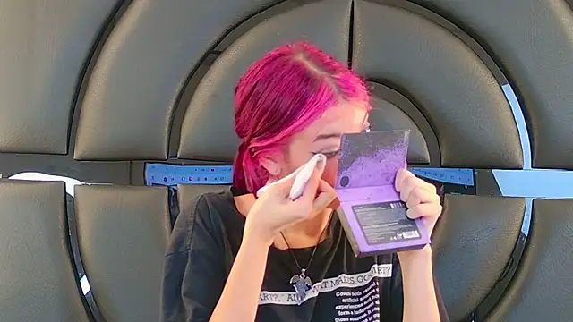 ElizabetthKitty online show from 01/27/25, 11:00