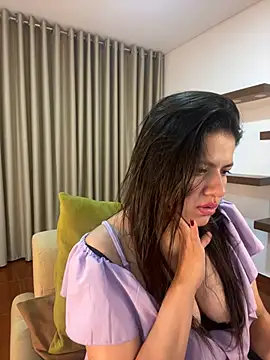 Alice Biel online show from 01/25/25, 04:13