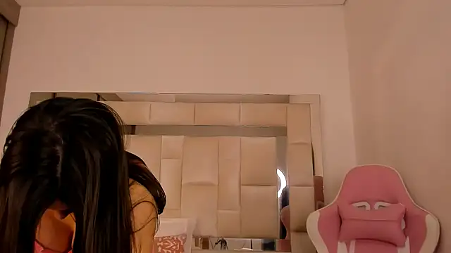 isabella gomez11 online show from 12/03/24, 06:38