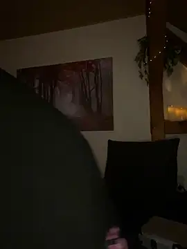 Snapshot of herz_steht_kopf90 chatting on 02/20/25, 10:15 herz steht kopf90 online show from 02/20/25, 10:15