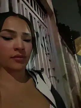 gll3nd4 online show from 12/11/24, 02:19