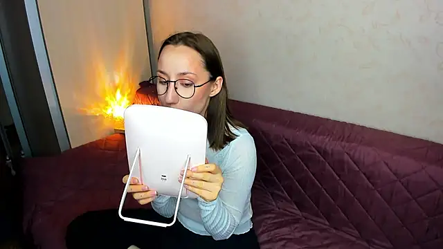 MelodyOfLovee online show from 03/24/26, 10:26