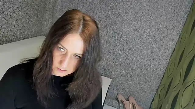 Snapshot of Sweet_Lanaaaaa chatting on 02/28/25, 01:47 Sweet Lanaaaaa online show from 02/28/25, 01:47