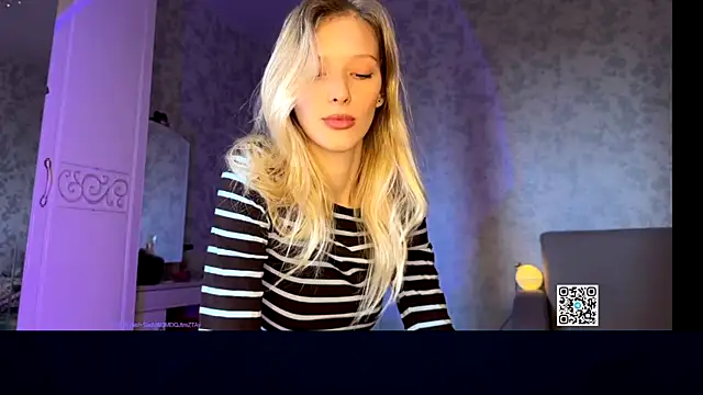 Evvie Summn1 online show from 09/29/25, 06:07