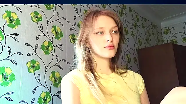 Evvie Summn1 online show from 05/23/26, 02:21