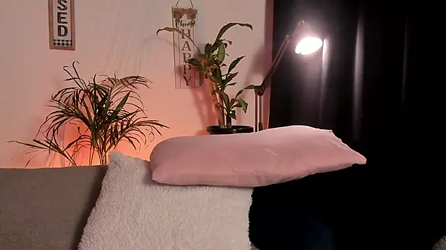 Serenity Day online show from 02/17/25, 02:20