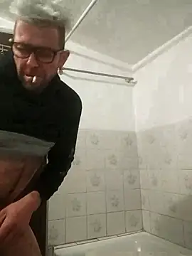 jonyfree1978 online show from 02/19/25, 10:09