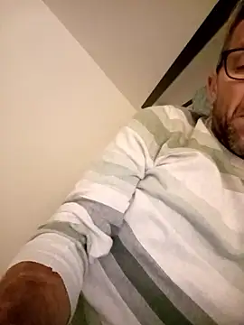 jonyfree1978 online show from 09/10/25, 09:37