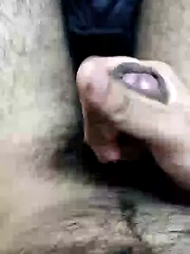 Snapshot of fuckboi2103 chatting on 02/28/25, 07:03 fuckboi2103 online show from 02/28/25, 07:03