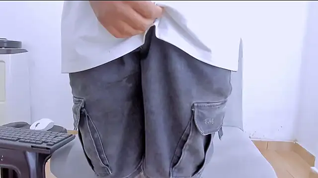 Snapshot of jack_crawfortt chatting on 10/22/25, 06:07 jack crawfortt online show from 10/22/25, 06:07