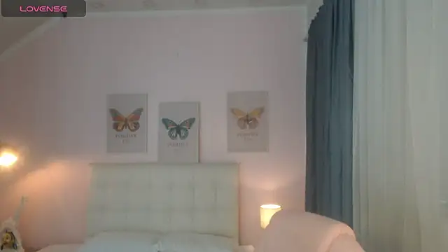 liss black online show from 02/11/25, 12:37