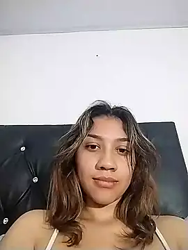 Snapshot of nina_carther chatting on 01/05/25, 04:38 nina carther online show from 01/05/25, 04:38