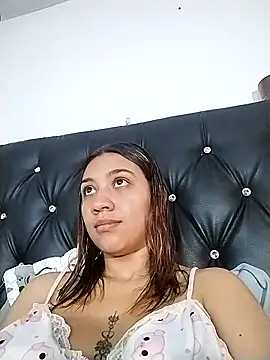 Snapshot of nina_carther chatting on 01/18/25, 03:27 nina carther online show from 01/18/25, 03:27